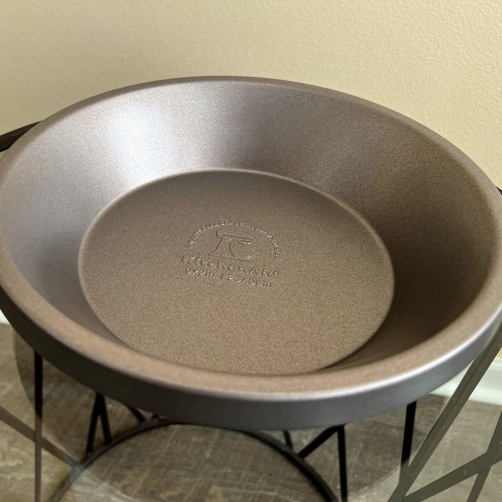 KitchenAid 9 x 2” Round Nonstick Steel Professional Grade Cake Pan